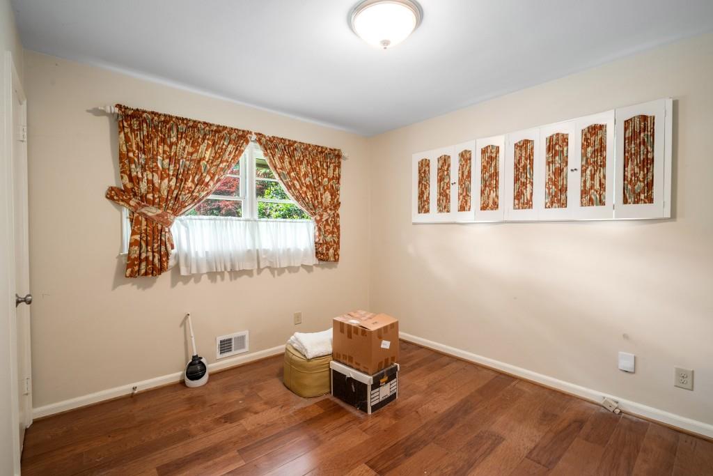 2559 Defoors Ferry Road, Atlanta, Georgia image 9