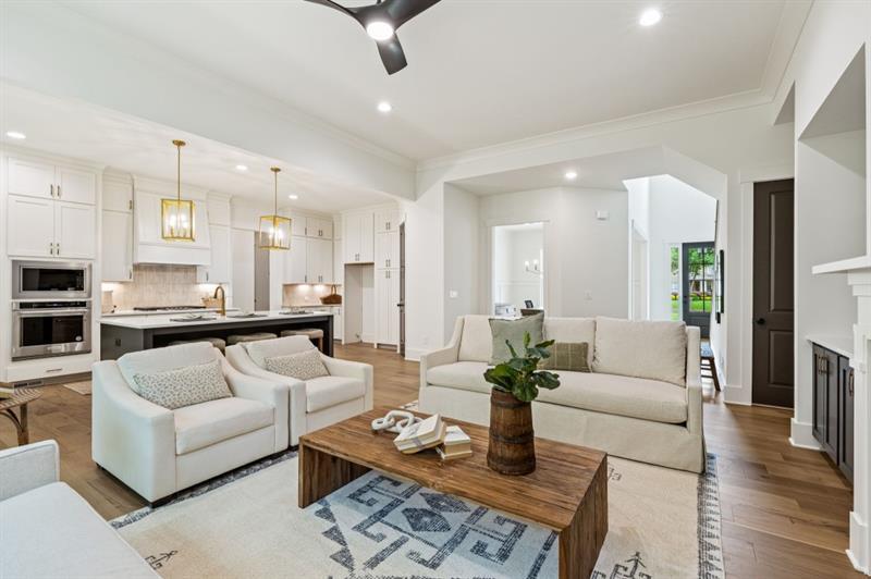 Gainesville, Georgia, 30506, United States, 5 Bedrooms Bedrooms, ,5 BathroomsBathrooms,Residential,Active,2042687
