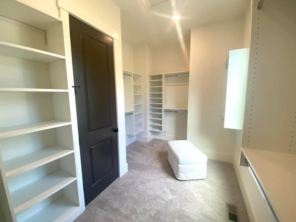 Gainesville, Georgia, 30506, United States, 5 Bedrooms Bedrooms, ,5 BathroomsBathrooms,Residential,Active,2042687