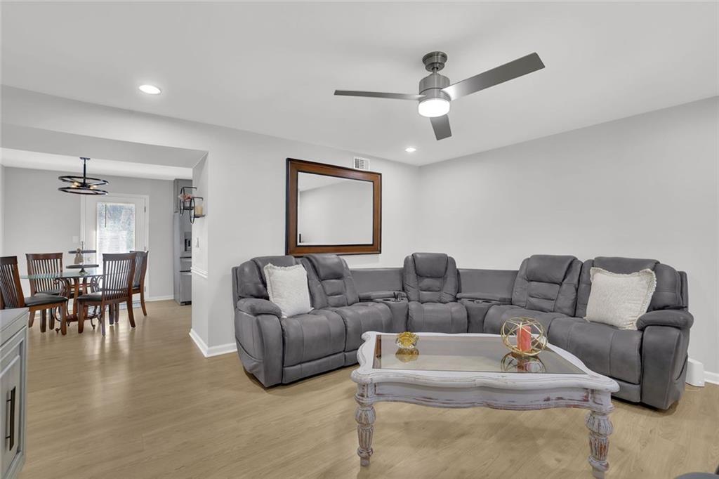 ROLLING RIDGE 1 - Residential