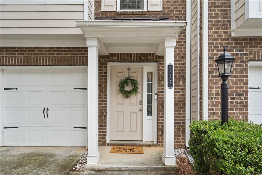 632 Plaza Drive SE 6