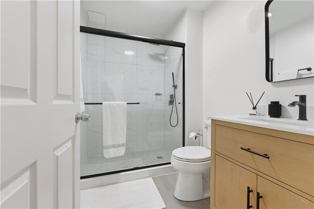 Eagle Glen - Residential