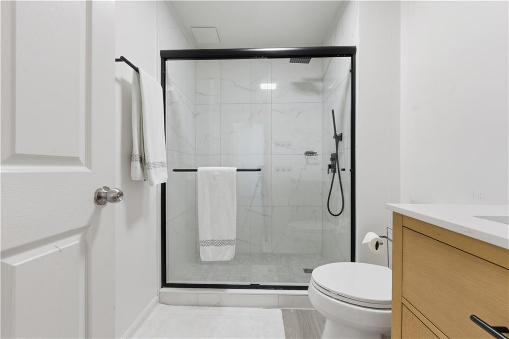 Eagle Glen - Residential