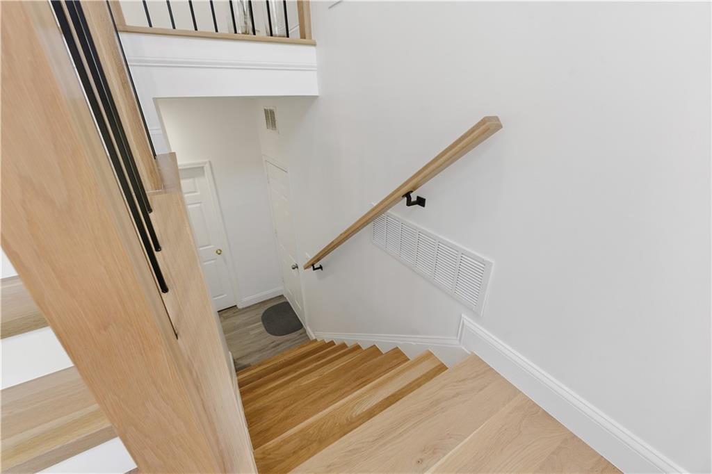 Eagle Glen - Residential