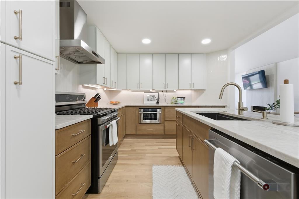 Eagle Glen - Residential