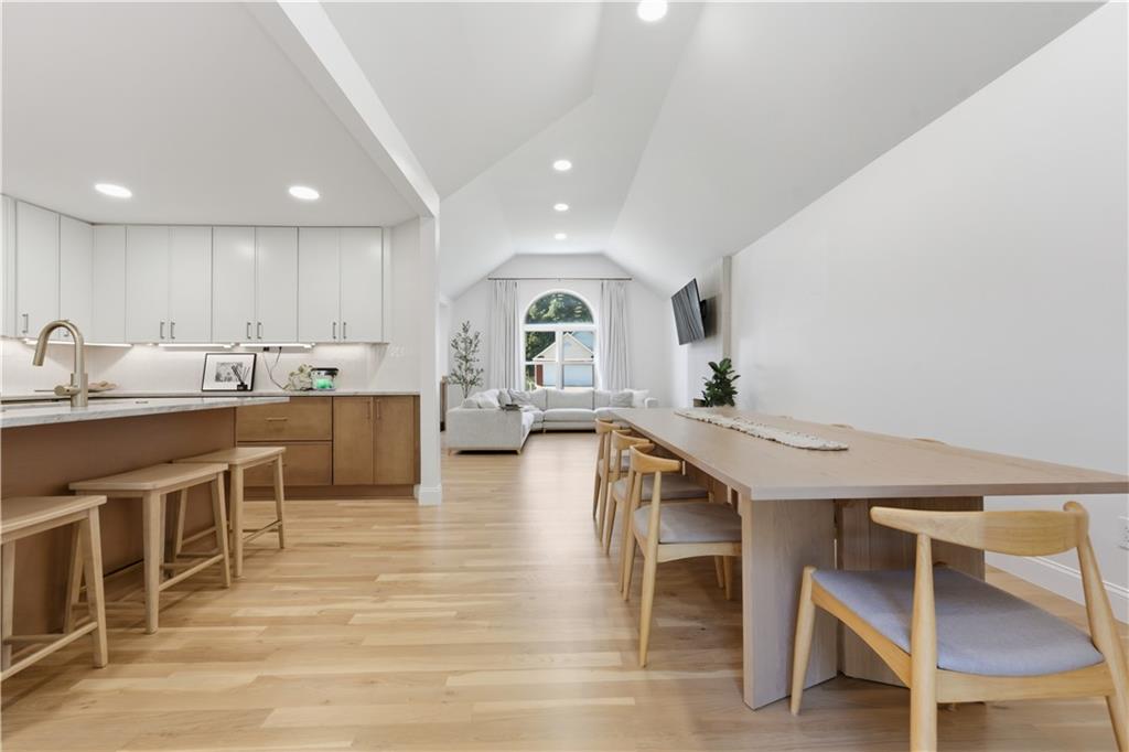 Eagle Glen - Residential