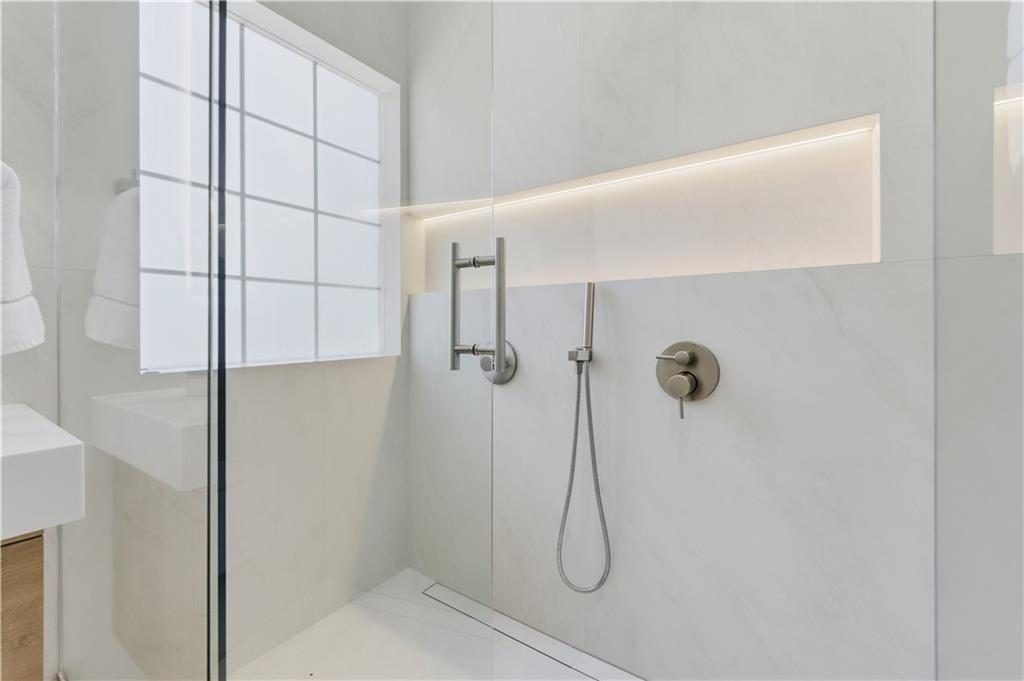 Eagle Glen - Residential