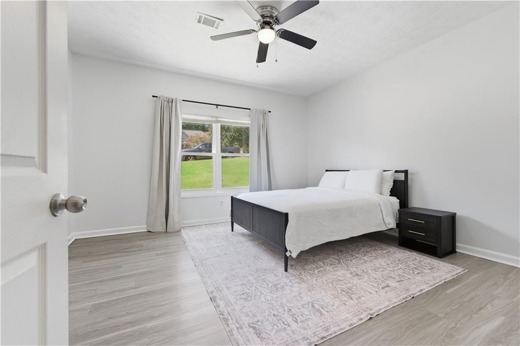 Eagle Glen - Residential