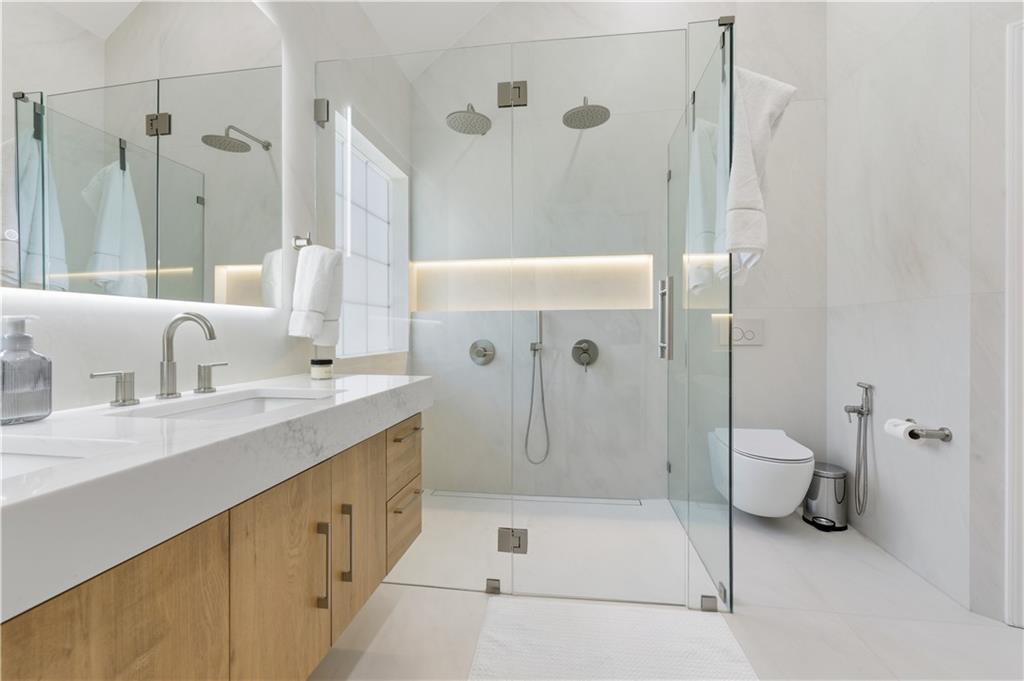 Eagle Glen - Residential