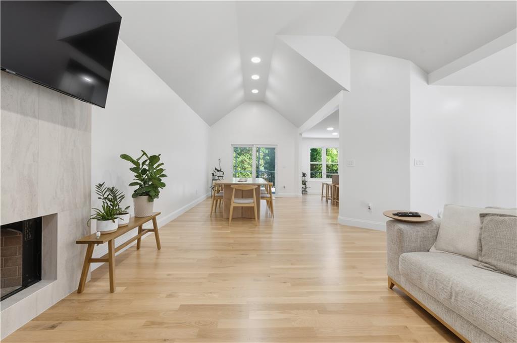 Eagle Glen - Residential