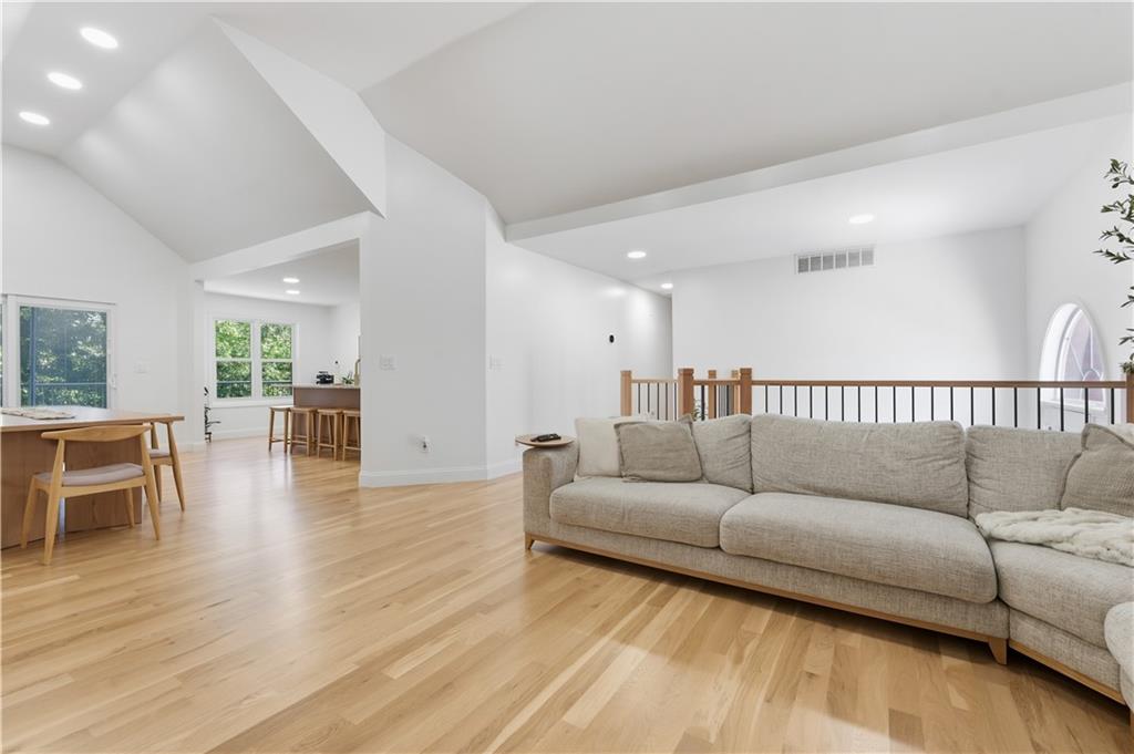 Eagle Glen - Residential