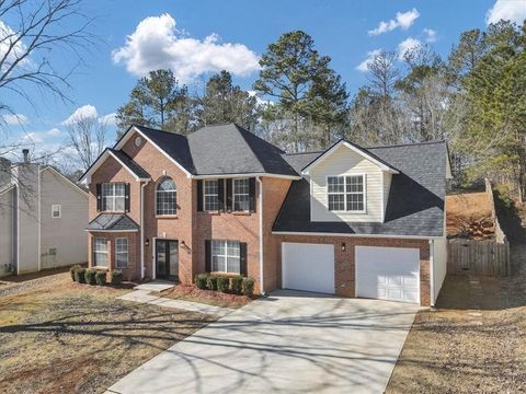 A home in Powder Springs