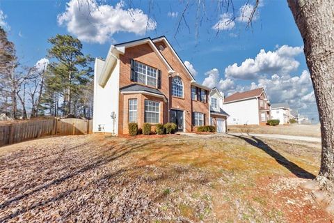 A home in Powder Springs