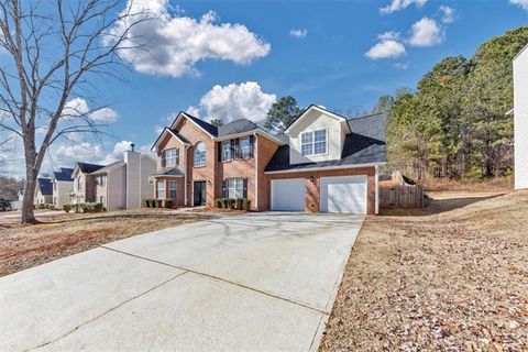 A home in Powder Springs