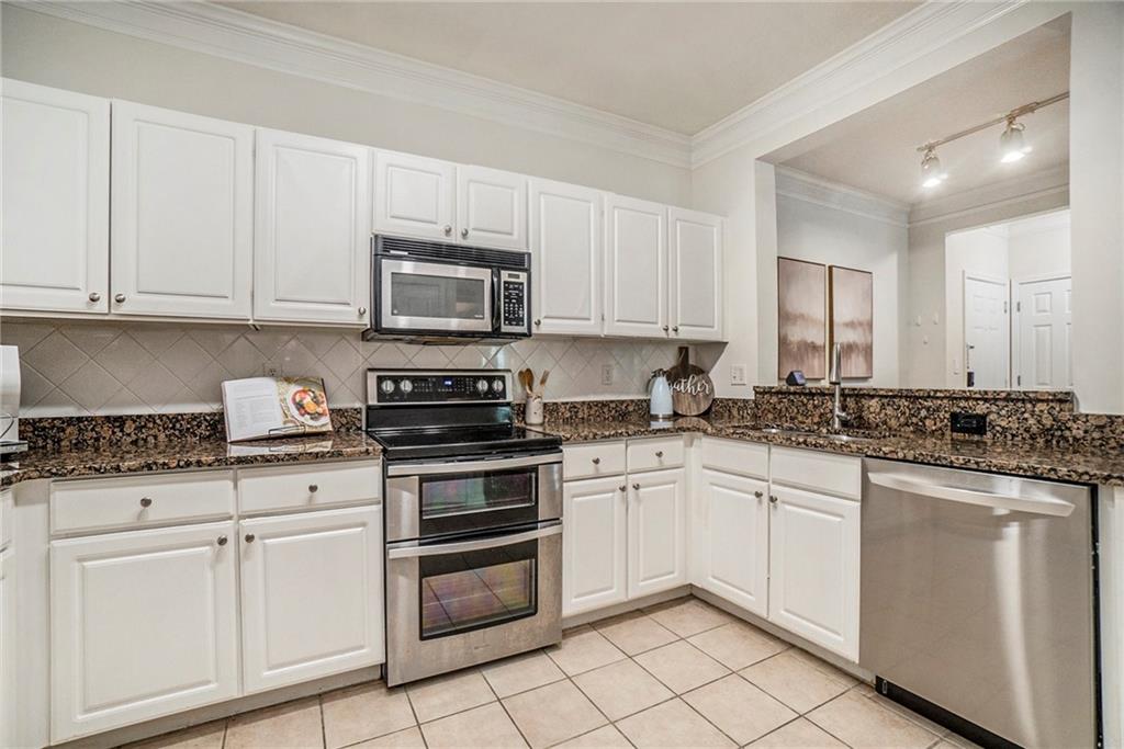1234 Westchester Ridge