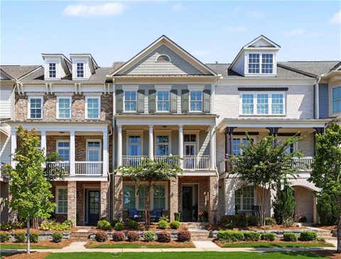 Townhouse For Sale - 965 S On Main Drive<br/> Woodstock, GA 30188