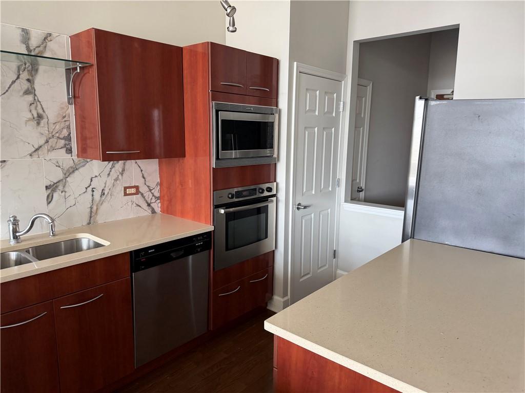 3820 Roswell Road NE 902