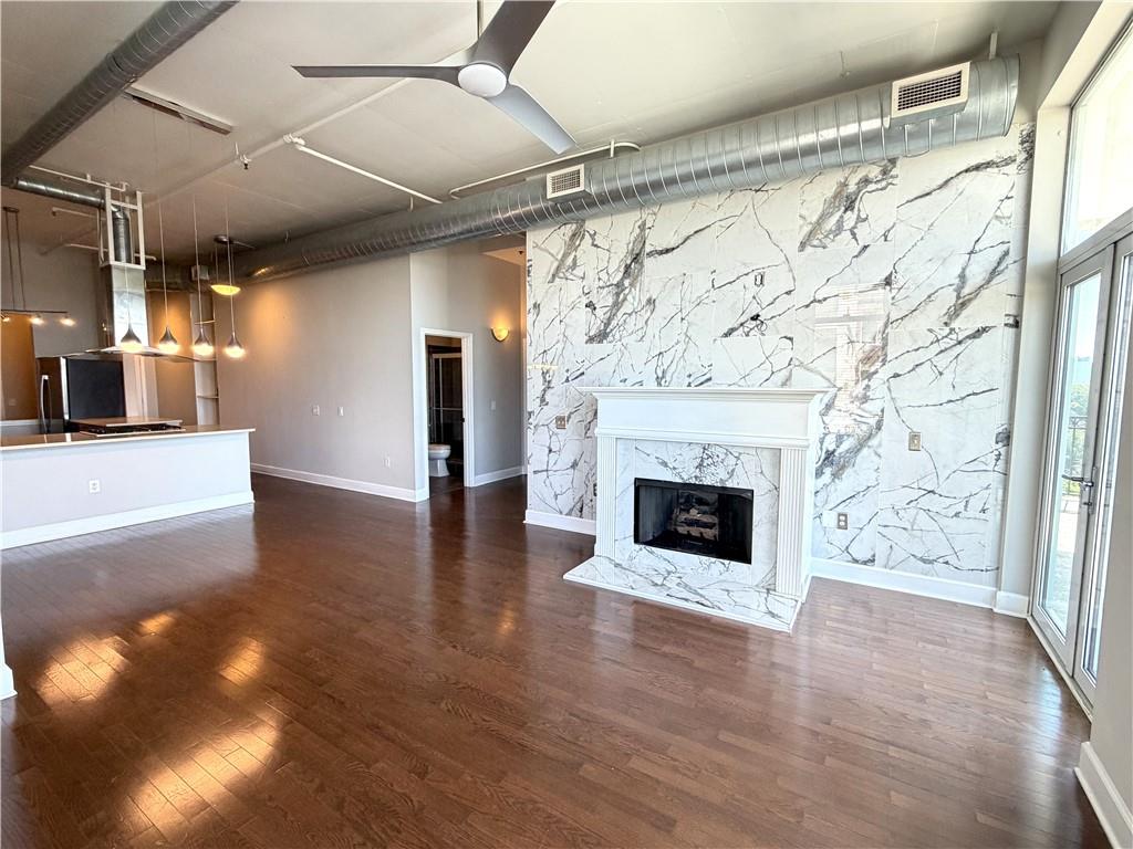 3820 Roswell Road NE 902