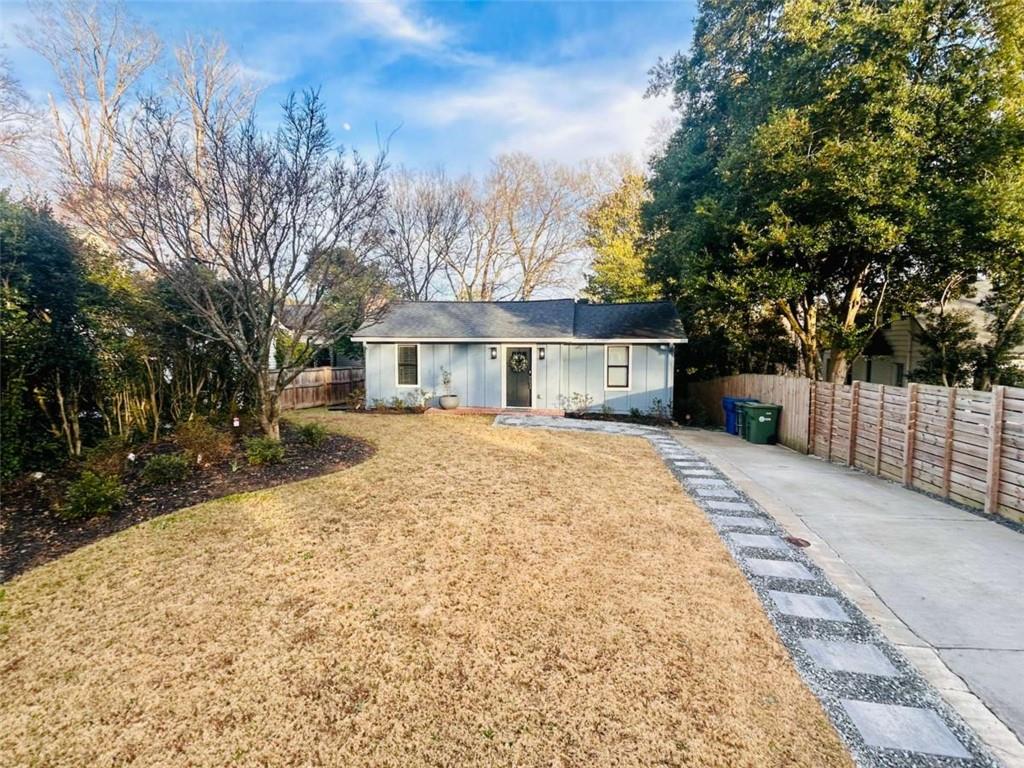 1905 Windemere Drive NE