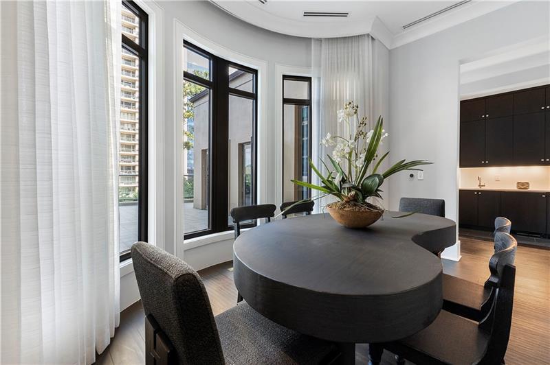 3376 Peachtree Road #1, Atlanta, Georgia image 21