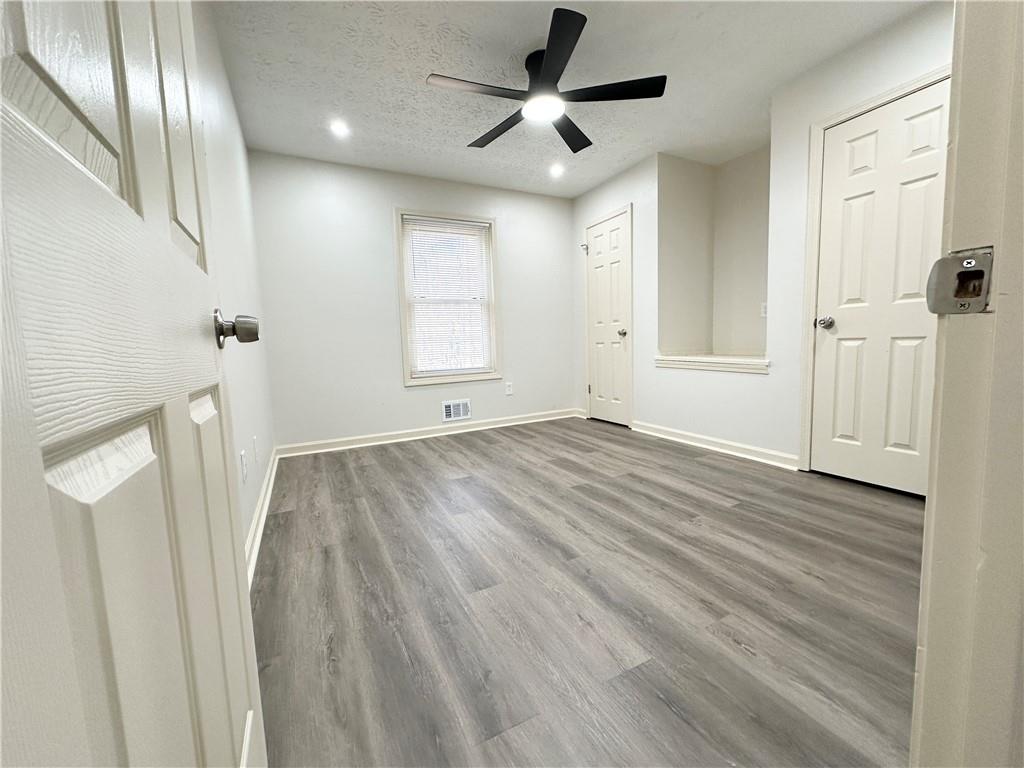 HICKORY BLUFF - Residential