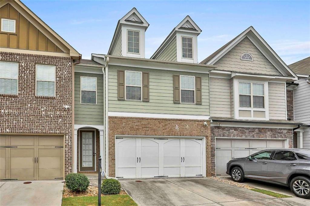 5661 Radford Loop
