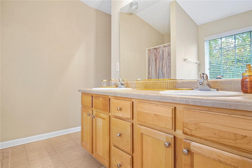 2521 Capella Circle, Atlanta, Georgia image 14