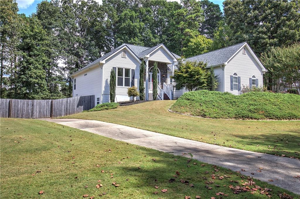 1082 Fieldstone Drive