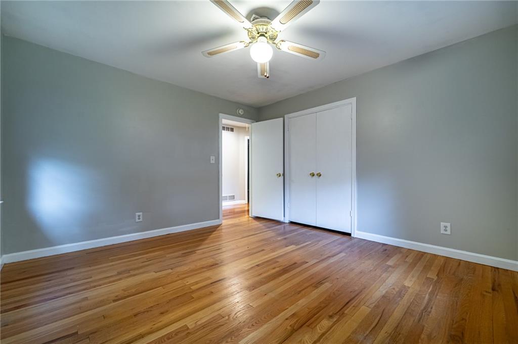 218 Woodview Lane, Smyrna, Georgia image 7