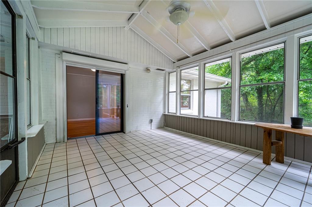 218 Woodview Lane, Smyrna, Georgia image 13