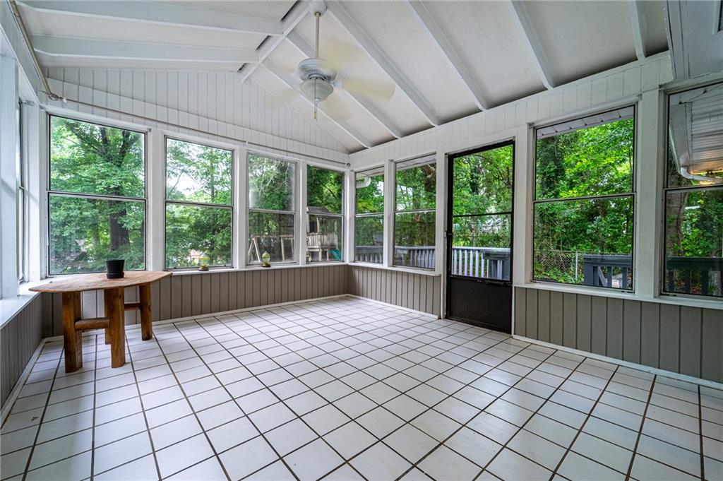 218 Woodview Lane, Smyrna, Georgia image 12