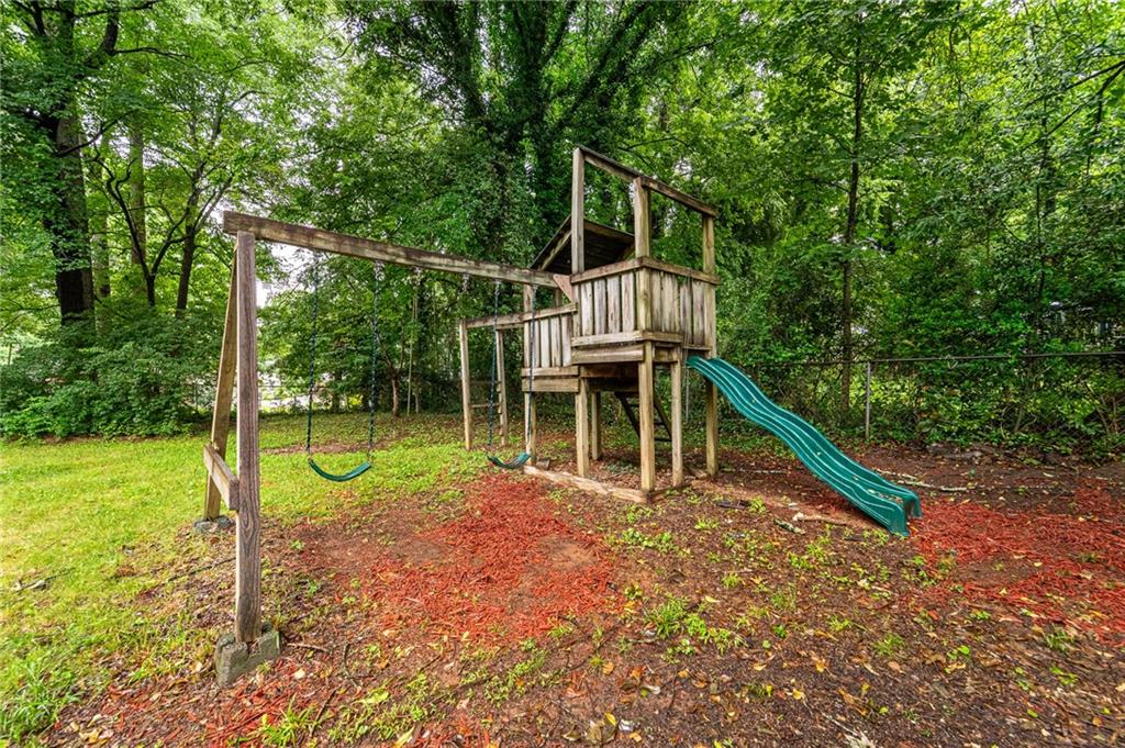 218 Woodview Lane, Smyrna, Georgia image 27