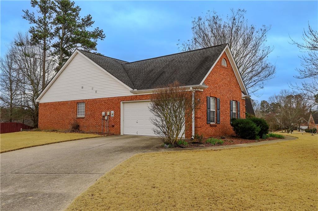 3385 Stoneleigh Run Drive