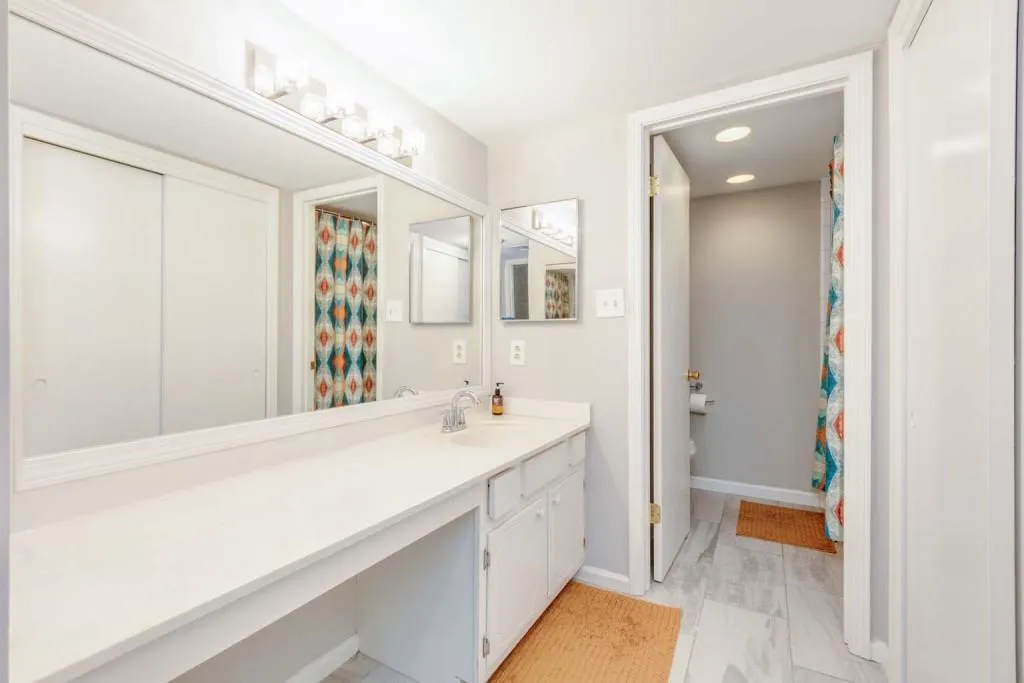 Atlanta, Georgia 30327, United States, 2 Bedrooms Bedrooms, ,2 BathroomsBathrooms,Residential,Active,36408