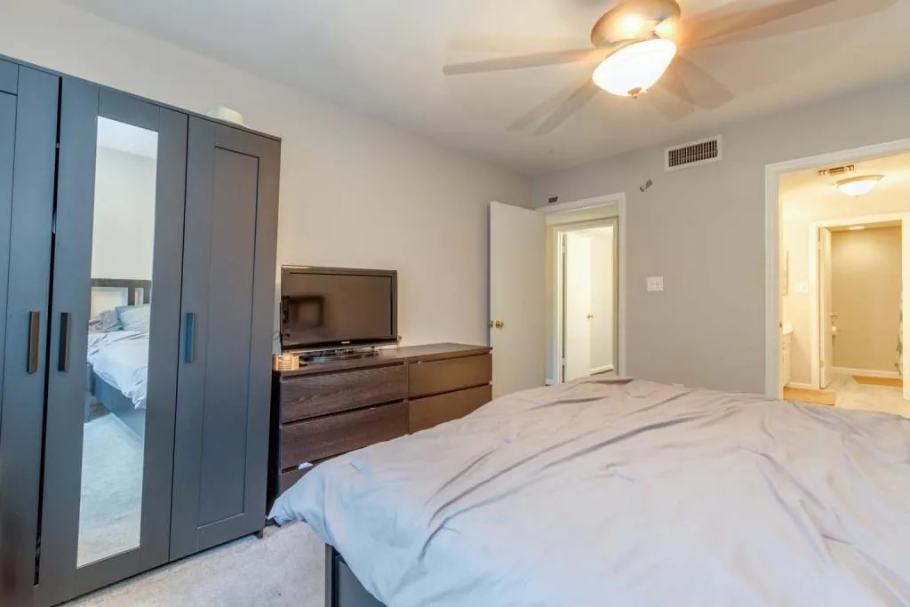 Atlanta, Georgia 30327, United States, 2 Bedrooms Bedrooms, ,2 BathroomsBathrooms,Residential,Active,36408