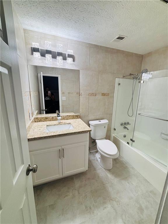 6832 Shangrila Way, Riverdale, Georgia image 10