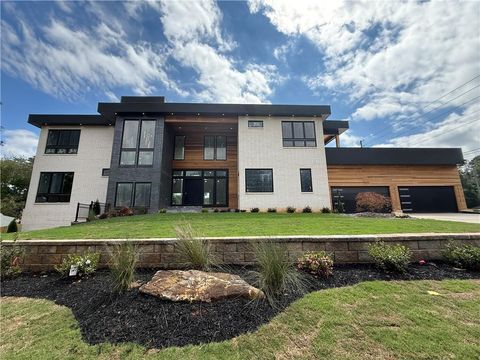 6531 Long Acres Drive Atlanta GA 30328