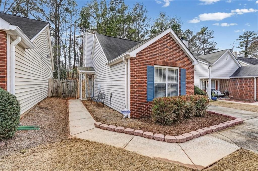 2636 Saint Charles Lane NW