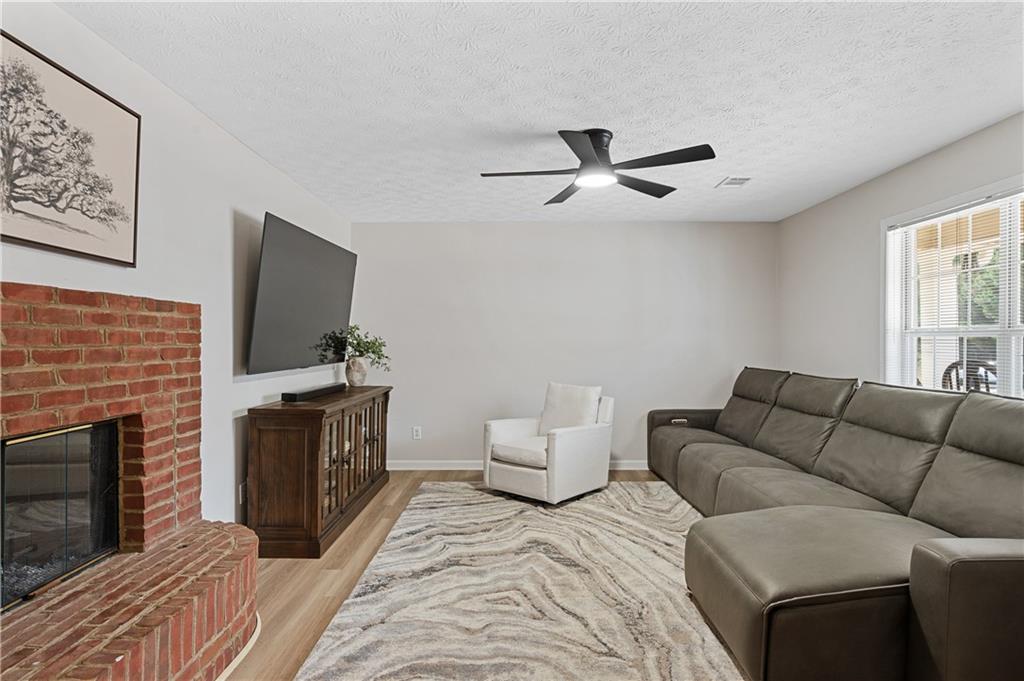 4983 Eagles Nest Court