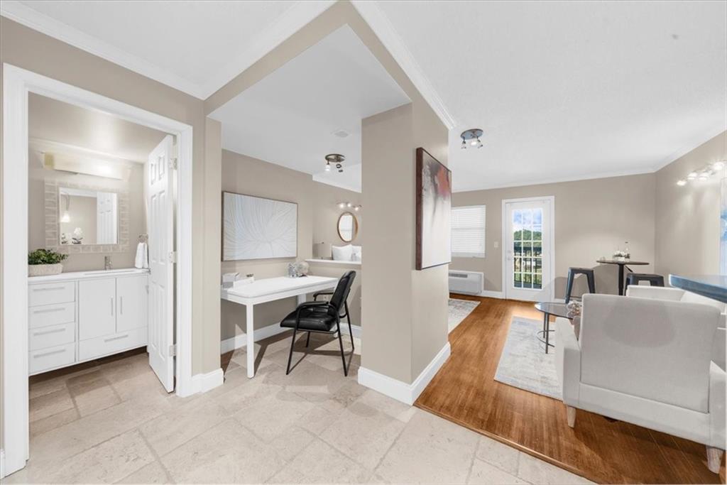 795 Hammond Drive 610