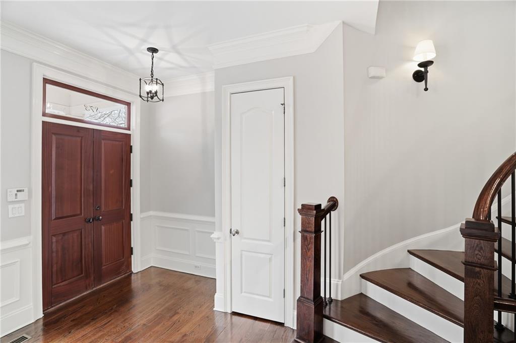 873 Inman Village Parkway NE