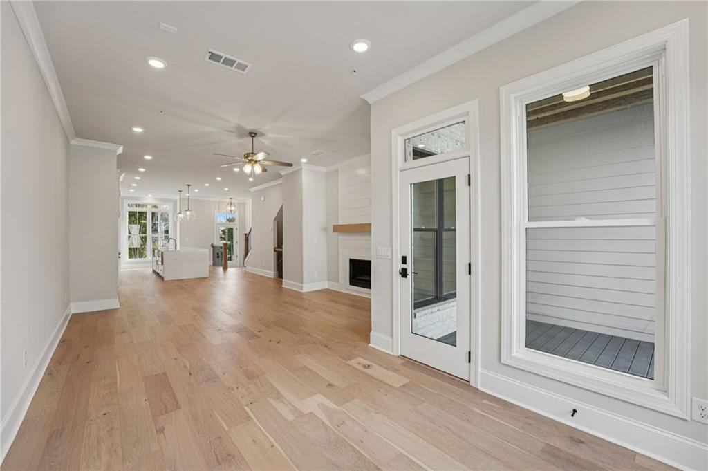 Towns on Thompson - Residential