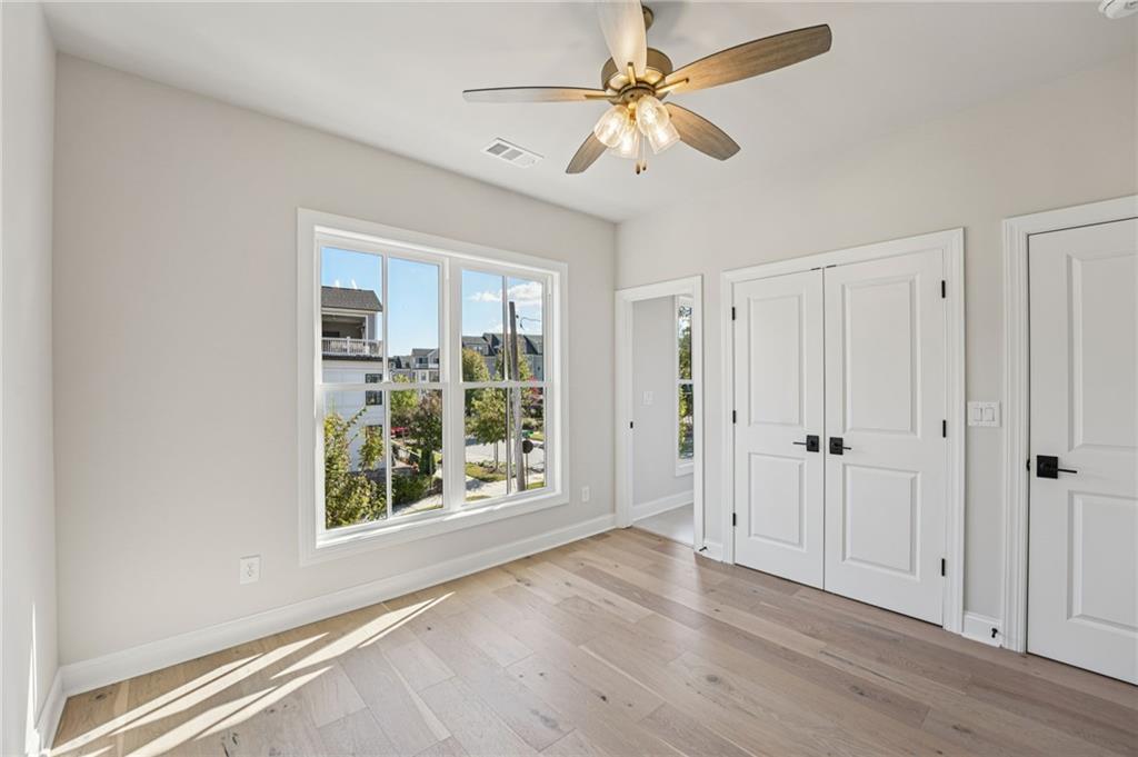 Towns on Thompson - Residential