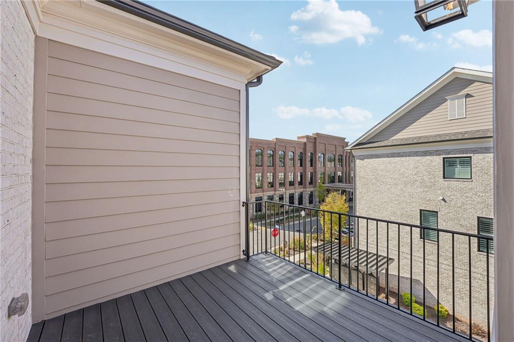 Towns on Thompson - Residential