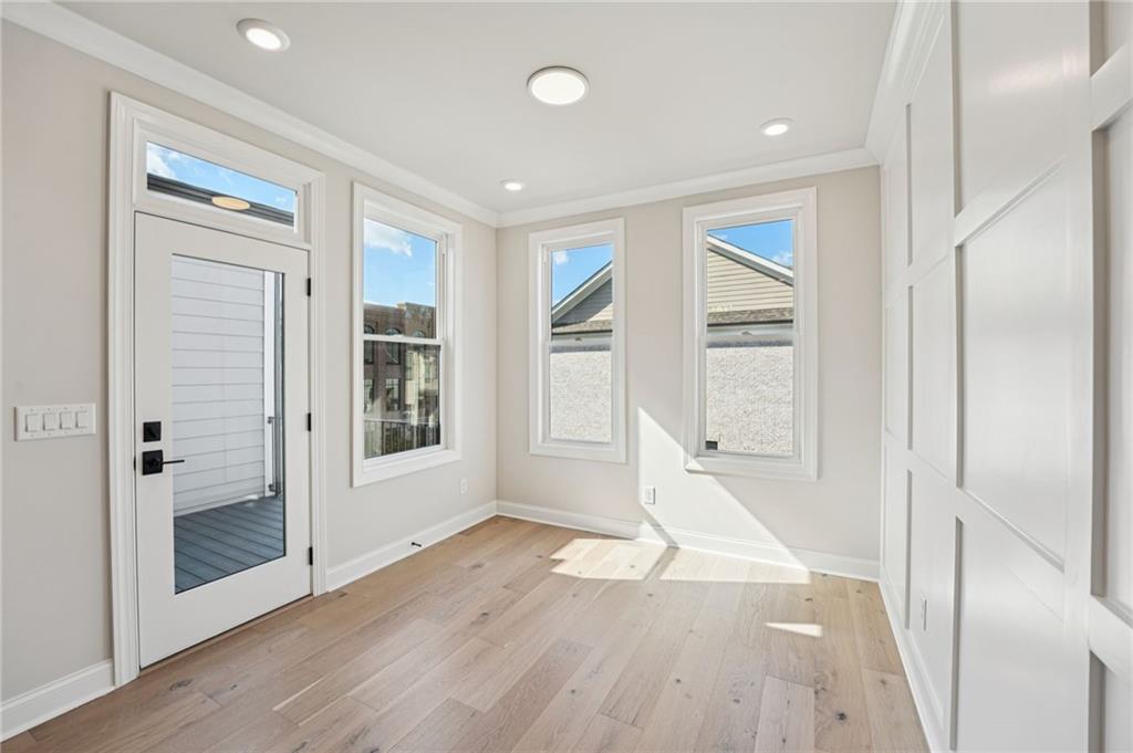 Towns on Thompson - Residential