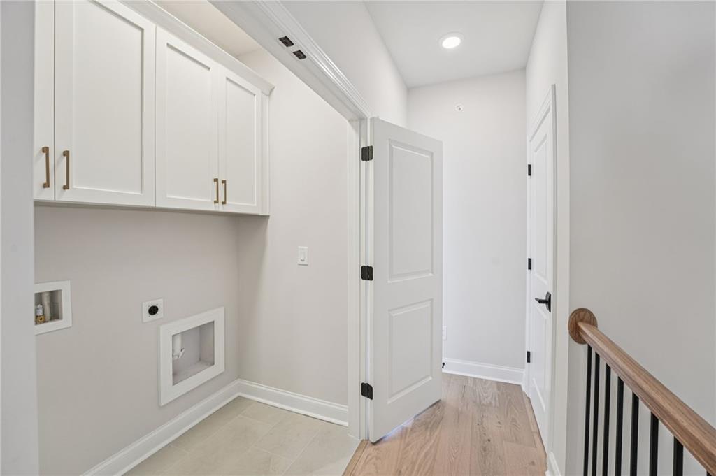 Towns on Thompson - Residential