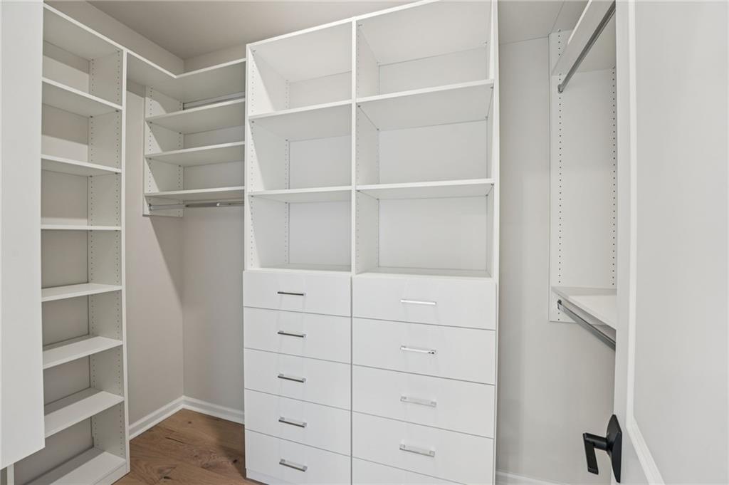 Towns on Thompson - Residential