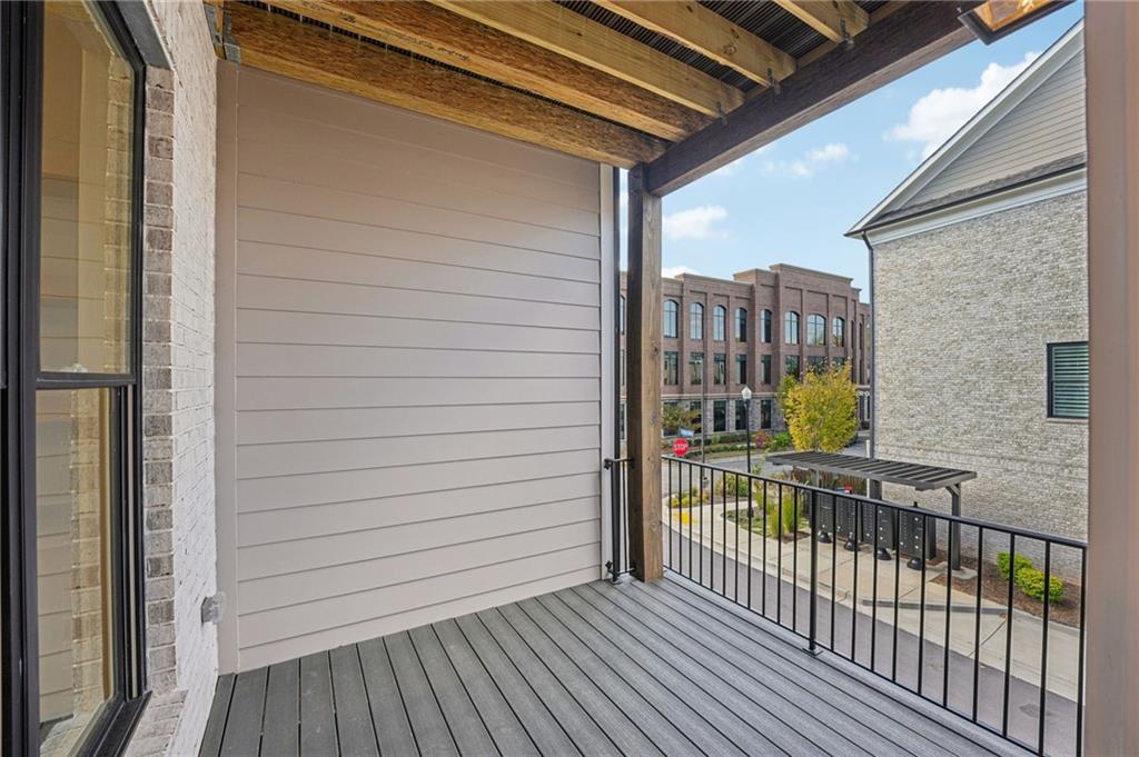 Towns on Thompson - Residential