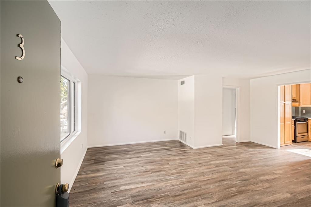 98 Ardmore Place NW 3
