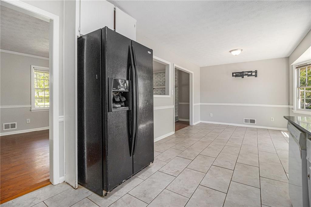 2914 Stanton Road, Conyers, Georgia image 8